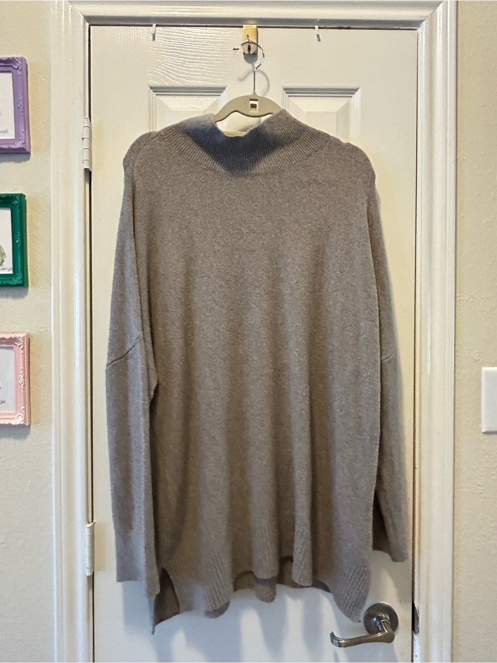 Abercrombie & Fitch Taupe Turtleneck Sweater NWT